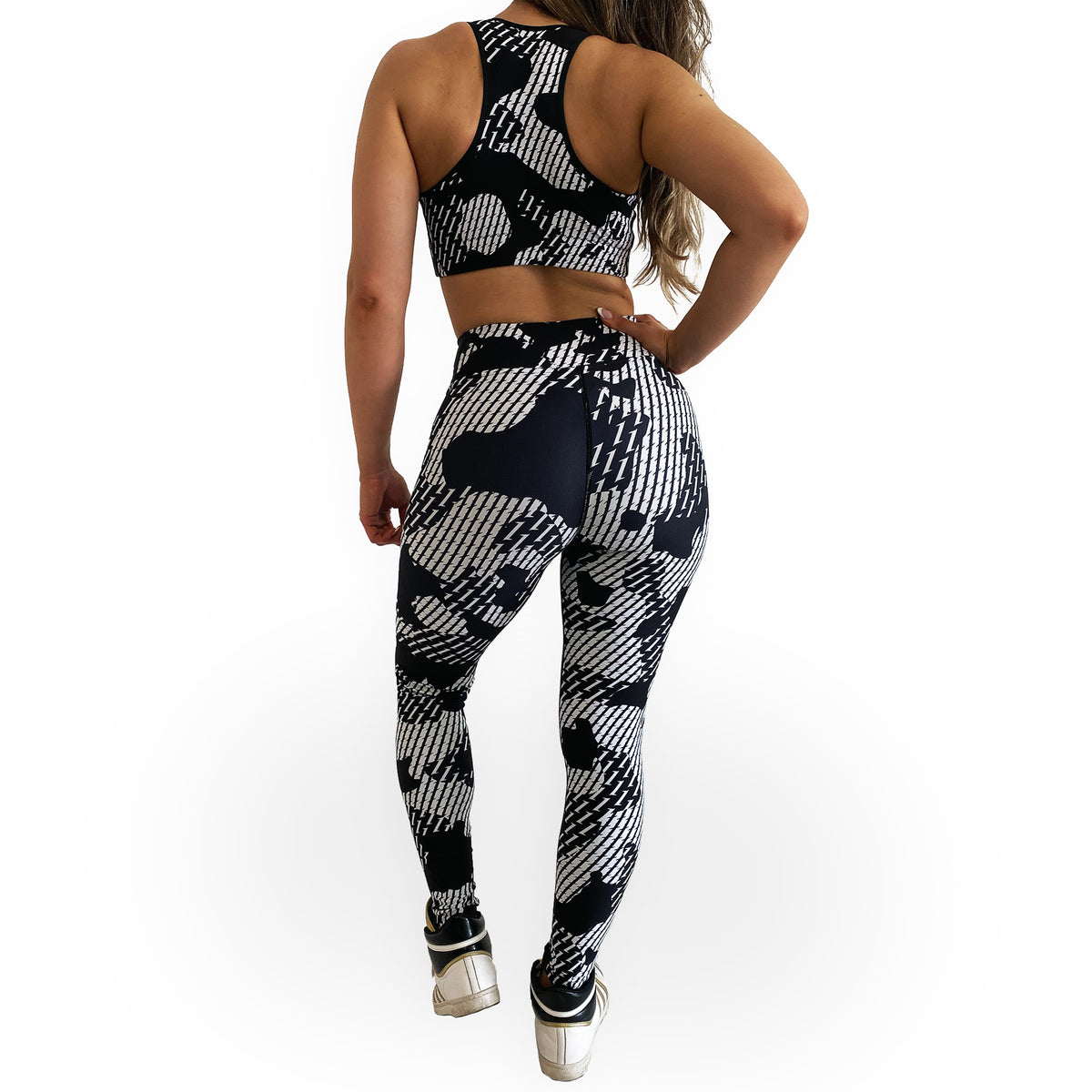 Women's Black Noize Sports Bra & Legging Set – Inner War Strength Co.